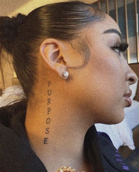 𝐩𝐢𝐧 𝐝𝐨𝐛𝐫𝐢𝐢𝐧 Neck Tattoos Women Stylist Tattoos Girl Tattoos