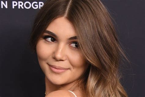 Olivia Jade Giannulli Fully Knew Parents Bribed Her Way Into College