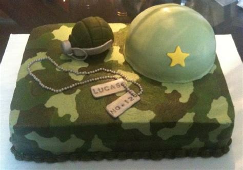 Army cake cake for a little boy who wanted an army cake with a tank. Army camo cake | Cakes, Frosting, & Decorating | Pinterest