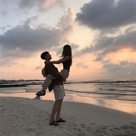 Hot couples cute couples goals romantic couples couple goals true love quotes for him types of kisses bae romantic status couple aesthetic. Pin by YingYing on MyStyle in 2019 | Korean couple, Cute ...