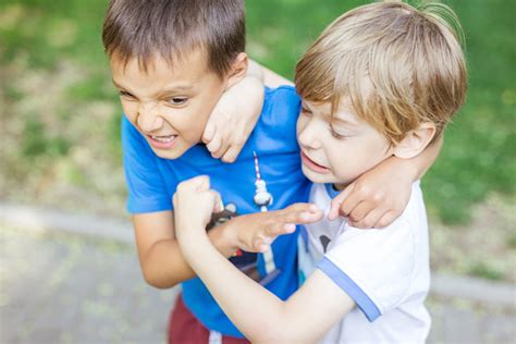 5 Causes Of Aggression In Children And Tips To Deal With Them