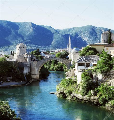El Paisaje Con El Viejo Puente Mostar Bosnia Y Herzegovina — Foto De