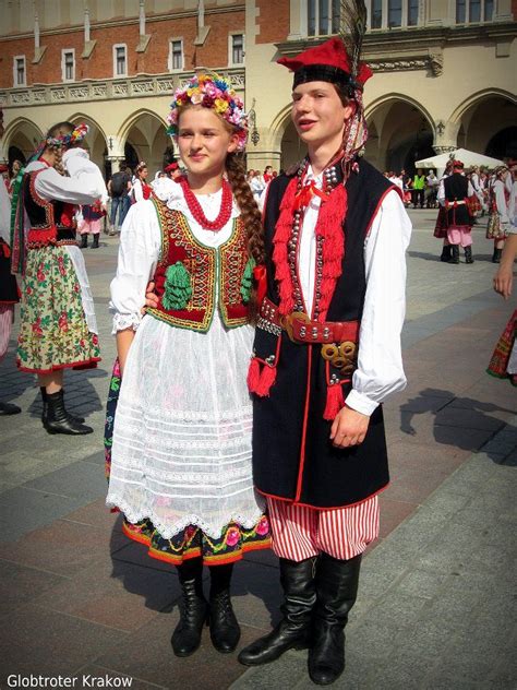 Pin By Anne Bak On Cracow Poland Polish Clothing Fancy Dress Folk