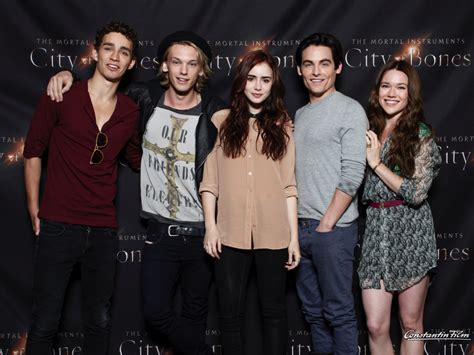 Erstes Fotoshooting The Mortal Instruments City Of Bones