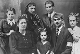 Studio portrait of the Markovits family in Cluj. - Collections Search ...