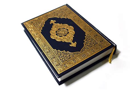 It includes stories of past prophets and events, and also addressed events during the time of muhammad (pbuh). teach you the Fatiha | Muslim book, Quran, Holy book