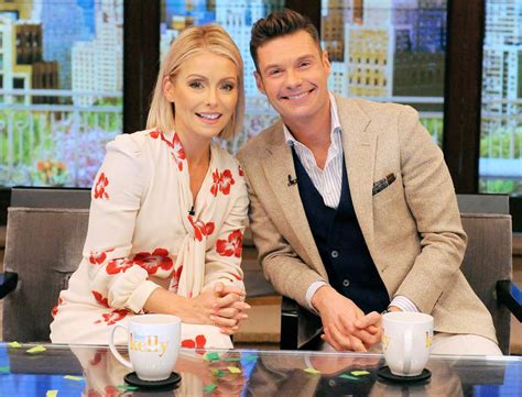Kelly Ripa Picks Ryan Seacrest As Her New Live Cohost Us Weekly
