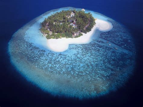 Aerial Photograph Of Island Island Nature Landscape Beach Hd