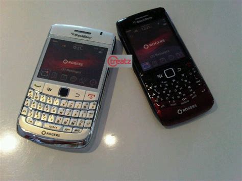 Blackberry Pearl 9100 In Red And Bold 9700 In White Show Up At Rogers