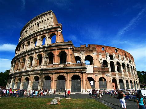10 Most Visited Tourist Attractions