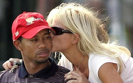 Half of that was used to pay for the extravagant property. Tiger Woods and wife Elin Nordegren 'to file for divorce ...