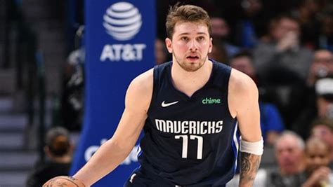 His father played pro basketball in slovenia while his godfather, radoslav nesterovic, played 12 seasons in the nba. Luka Dončić še vedno v Sloveniji - Metropolitan.si