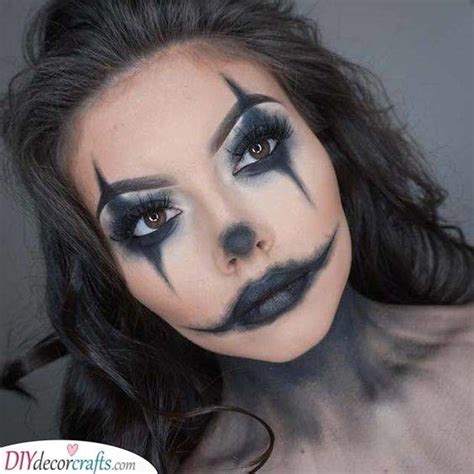 A Creepy Clown Halloween Makeup Designs Maquillage Halloween Clown