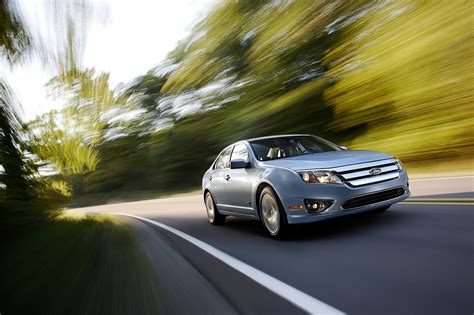 Ford Shows 2010 Fusion And Fusion Hybrid In La Autoevolution