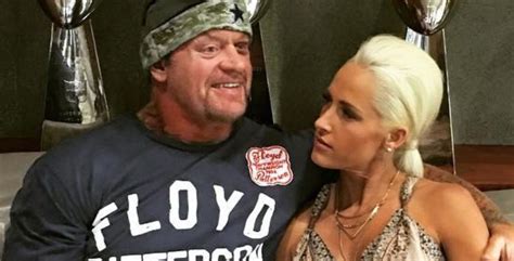 The Undertaker Went All Out For Michelle Mccool On Mother S Day Undertaker Undertaker Wwe Wwe
