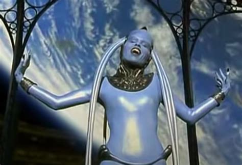 In The Fifth Element 1997 The Operatic Alien Performer Is Named