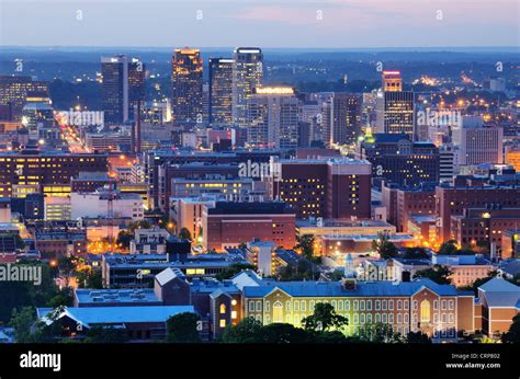 Metropolitan Skyline Der Innenstadt Von Birmingham Alabama Usa