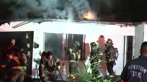 Arson Suspected After 2 Vacant Houses Burn A Few Blocks Apart Youtube
