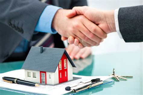 Why Choose A Real Estate Agent