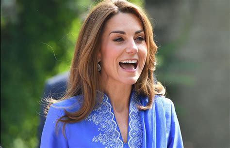 Here's a picture of them at their graduation ceremony for proof, in case you live life by the motto pics. Kate Middleton in Blue Kurta $38 New Look Heels, Pakistan ...