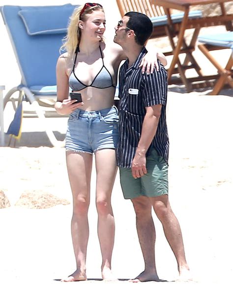 Game Of Thrones Sophie Turner Exposes Peachy Posterior In Bikini Clad