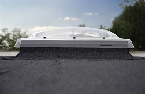 Maybe you would like to learn more about one of these? VELUX - Fenêtre dôme pour toit plat