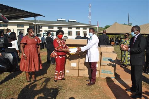 First Lady Donates 50 000 Face Masks To Nkhata Bay Hospital Malawi