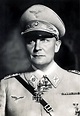 Ritterkreuzträger: Hermann Göring in Röhr Verlag Photos
