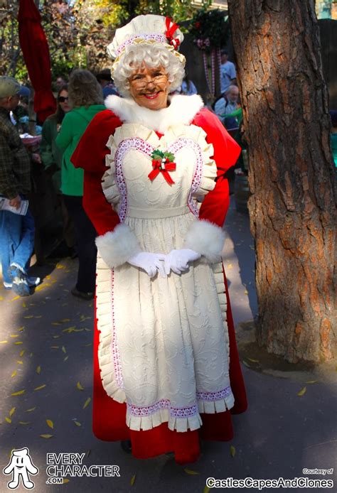 Mrs Claus On