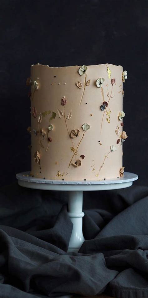 40 Cute Minimalist Cake Designs For Any Celebration Floral Textured Buttercream Cake