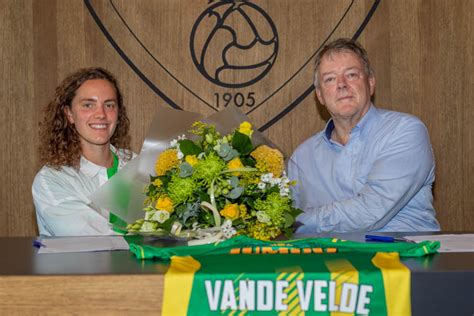 Ado Den Haag Vrouwen Versterkt Zich Met Chloé Vande Velde Haaglanden Voetbal