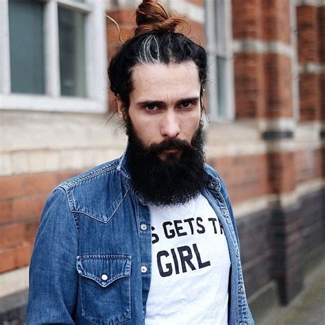 a streak of grey there is legitimately nothing sexier than these 36 guys with man buns