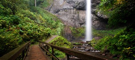 154 Popular Oregon Tourist Attractions - Fotospot.com