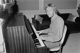 The Story of Harry Nilsson’s Only Live Performance of “Without You ...