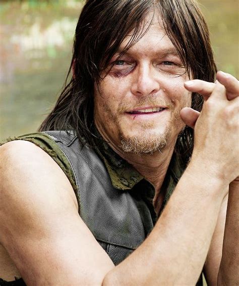 The Walking Dead Daryl Nice To See A Smile The Walking Dead Tv Walking