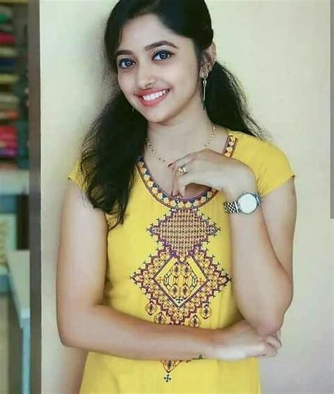 Very Cute Beautiful Girl In India Very Beautiful Woman Beautiful Dark