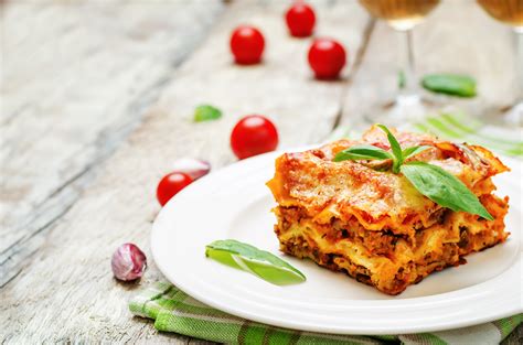 Food Lasagna 4k Ultra Hd Wallpaper