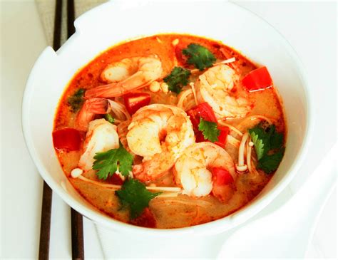 Thai Tom Yum Soup With Shrimps Valeries Keepers Recette