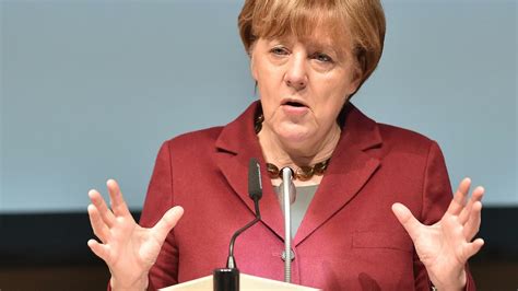 Deutsche Flüchtlingspolitik Angela Merkel Droht Den Europäern