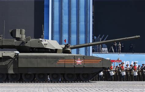 Tank Attack Russias New T 14 Armata Vs Americas M1 Abrams Who Wins