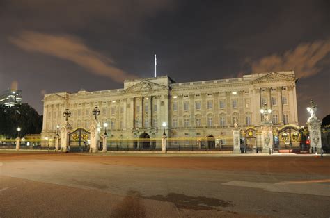 Buckingham Palace In Night Tahir Flickr