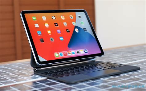 Apple pencil and magic keyboard. Apple iPad Air (2020) Review - Marvel in the Middle ...