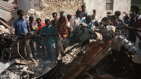 us troops to help somalia fight al shabab bbc news