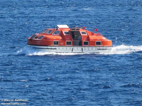 Ship World Navigator 13 Pleasure Craft Registered In Portugal Vessel Details Current