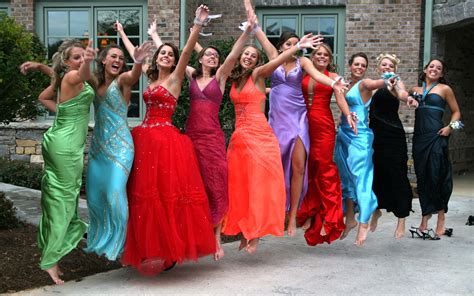 Prom Party Bus Rental In Minnesota Rentmypartybus Inc