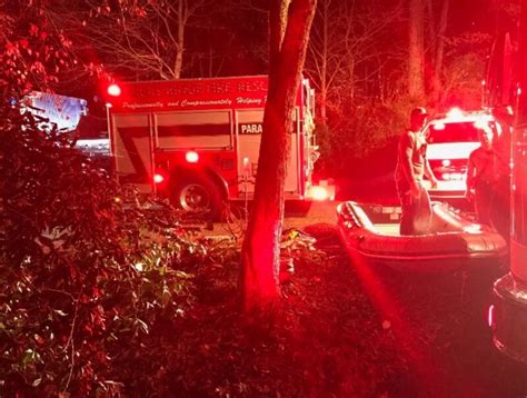 4 Boaters Rescued After Stranded On Swollen Cahaba River