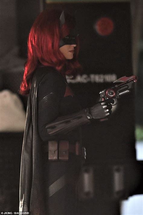 batwoman spoiler ruby rose films new scenes for the cw series in vancouver daily mail online
