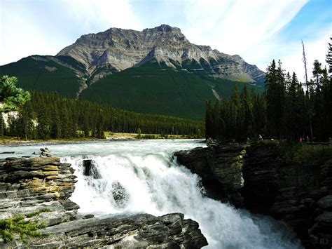 Athabasca Falls Mount Kerkeslin Backdrop Athabasca Falls Flickr