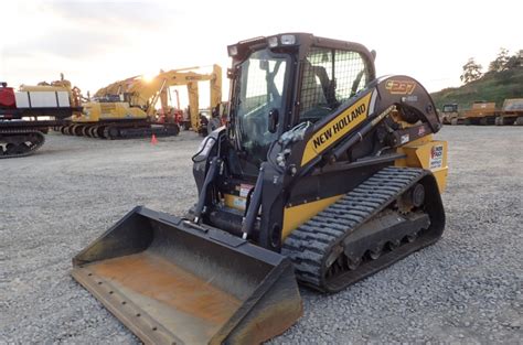 Used New Holland Skid Steer C237