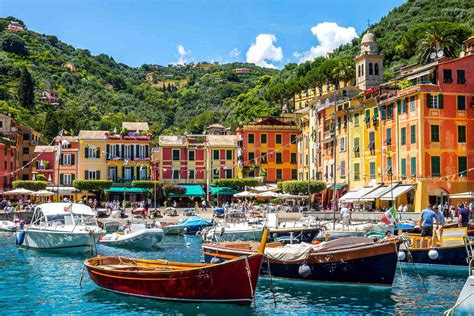 This Popular Italian Seaside Destination Will Fine Tourists Up To 300